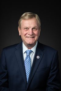 Official portrait of Michael K. Simpson